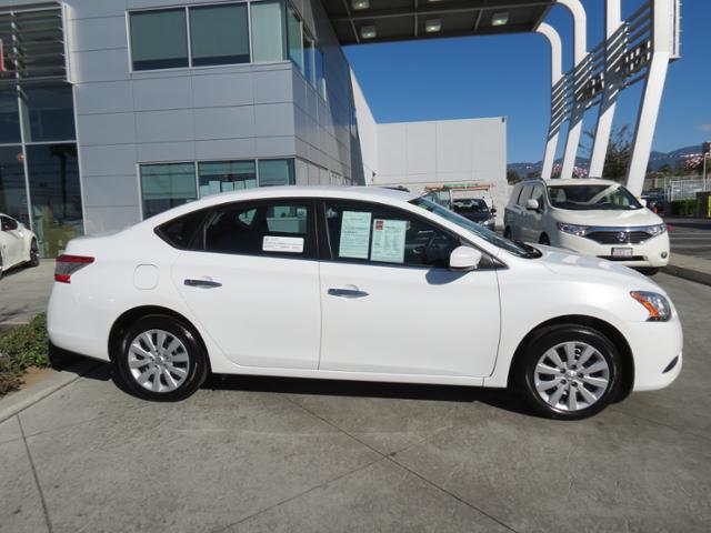 Nissan Sentra 5 Passenger