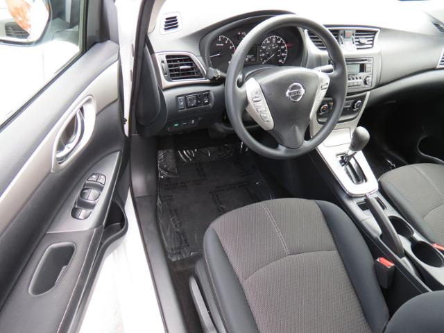 Nissan Sentra 5 Passenger