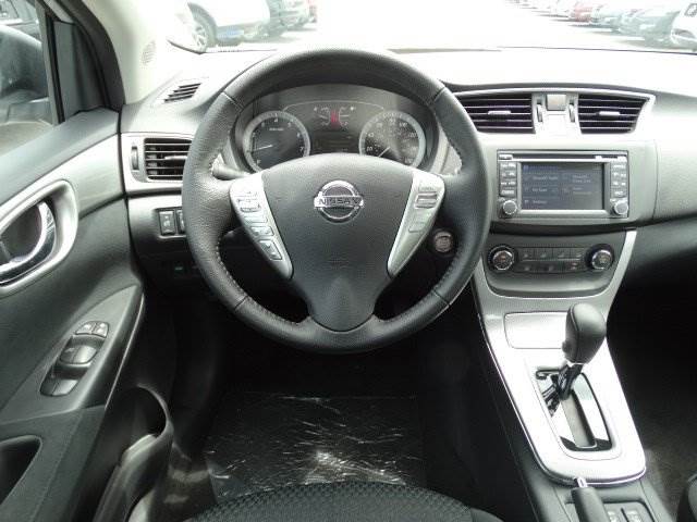 Nissan Sentra 5 Passenger