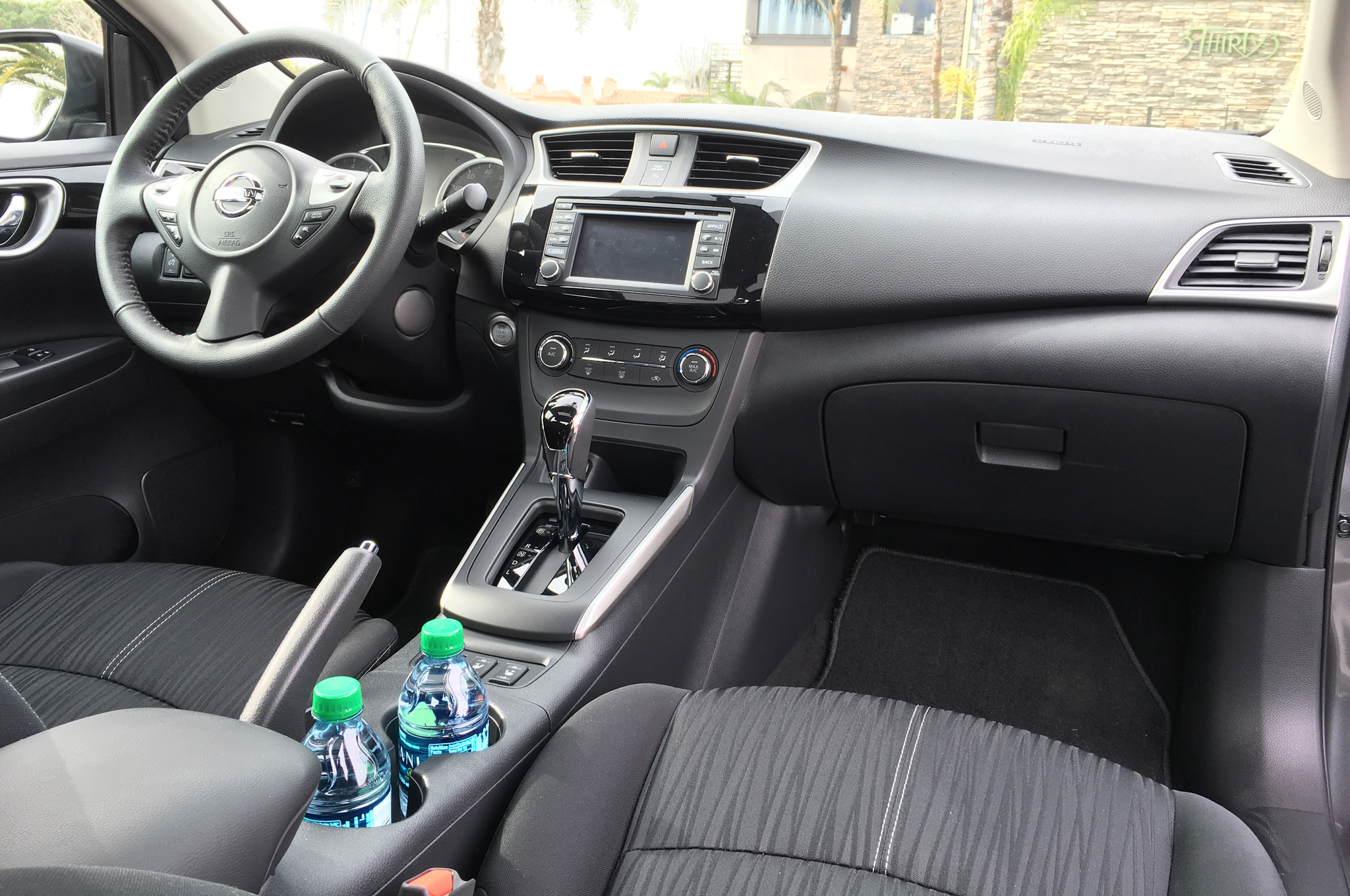 Nissan Sentra 5 Passenger