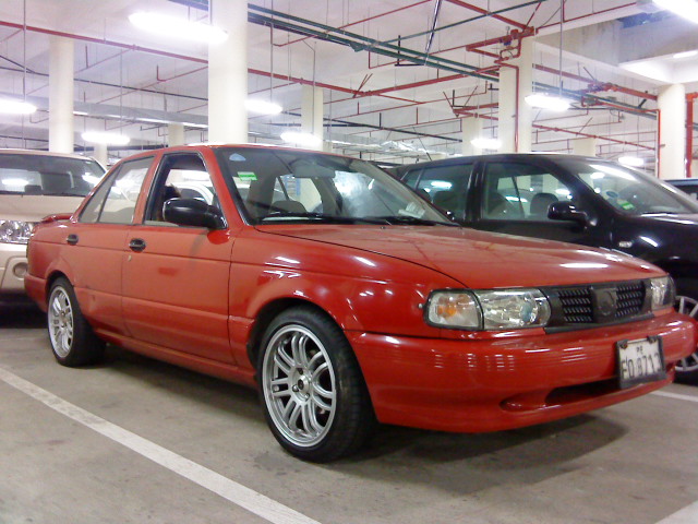 Nissan Sentra B-13