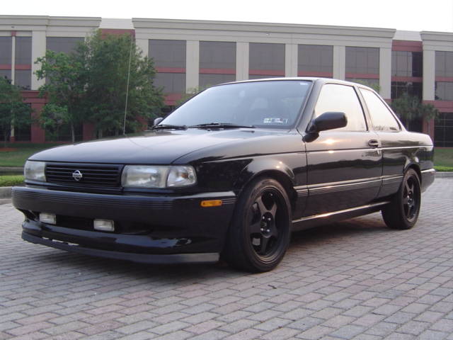 Nissan Sentra B-13