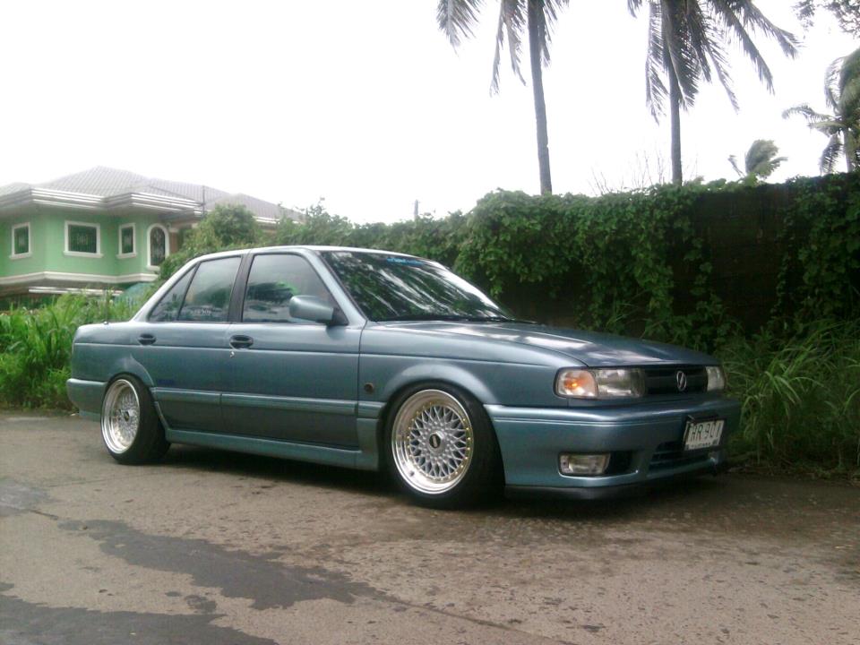 Nissan Sentra B-13