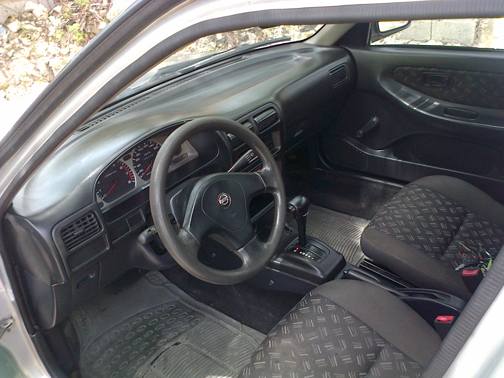 Nissan Sentra B13