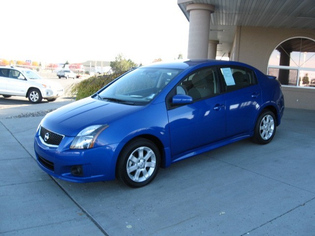 Nissan Sentra Blue
