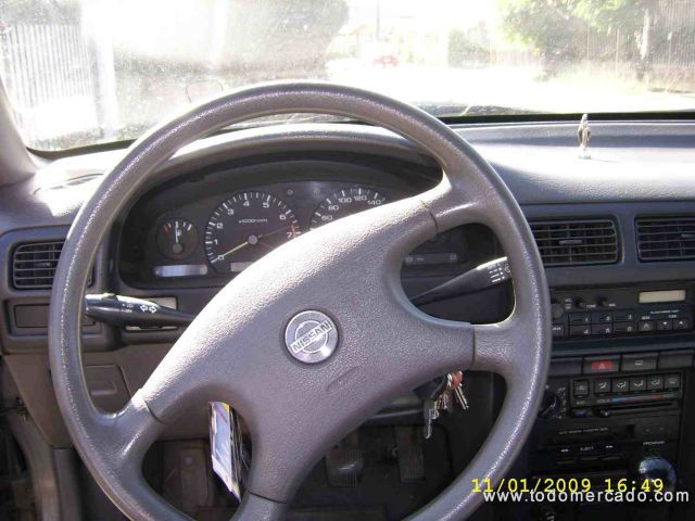 Nissan Sentra Ex Saloon