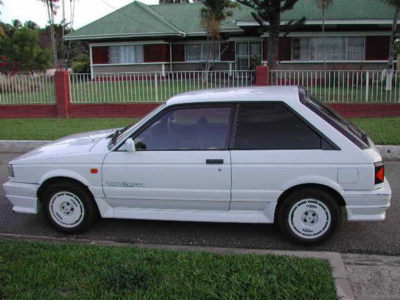 Nissan Sentra Hatchback