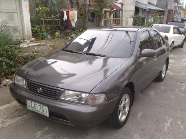 Nissan Sentra Saloon