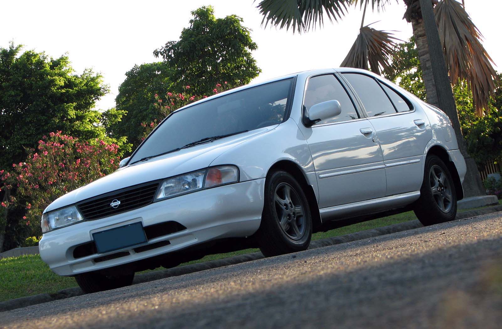 Nissan Sentra Super Saloon
