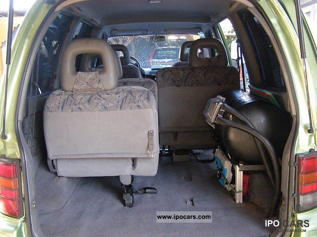 Nissan Serena 1.6
