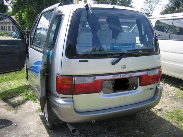 Nissan Serena 1.6