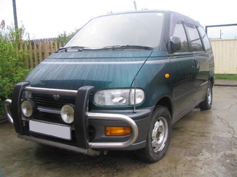 Nissan Serena 1996
