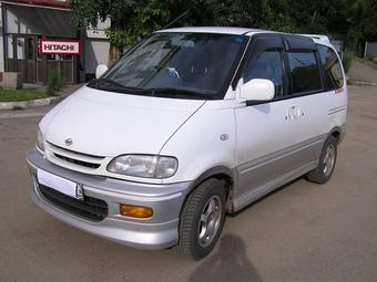 Nissan Serena 1997