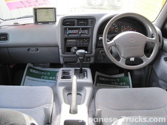 Nissan Serena 1998