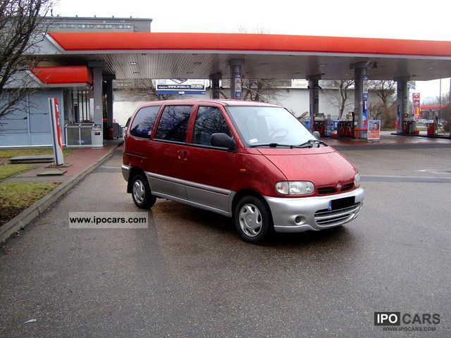 Nissan Serena 1999