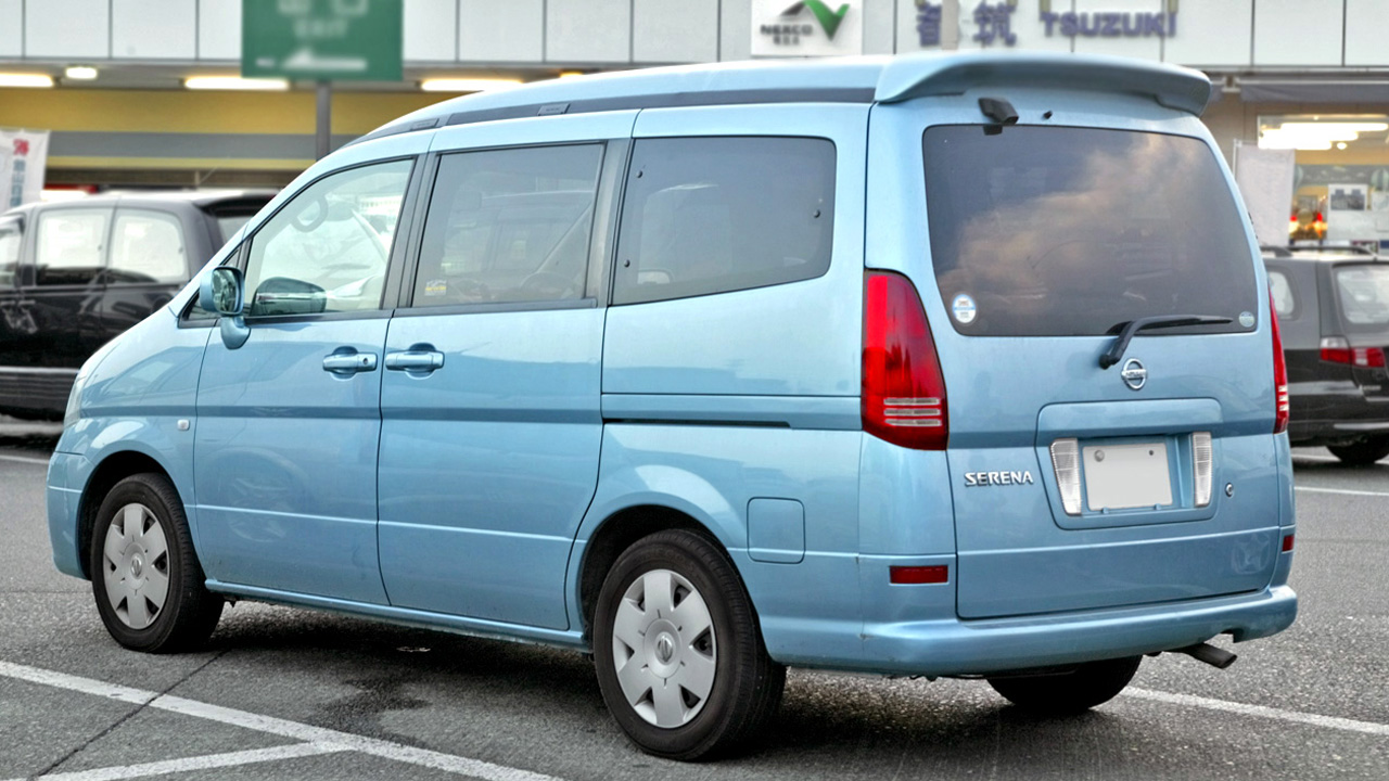 Nissan Serena 2001