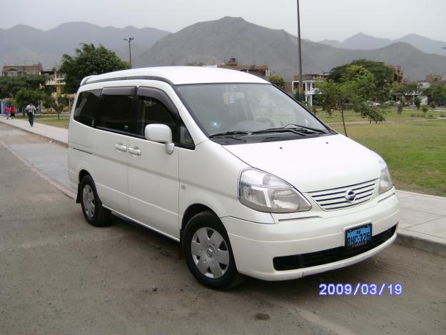 Nissan Serena 2002