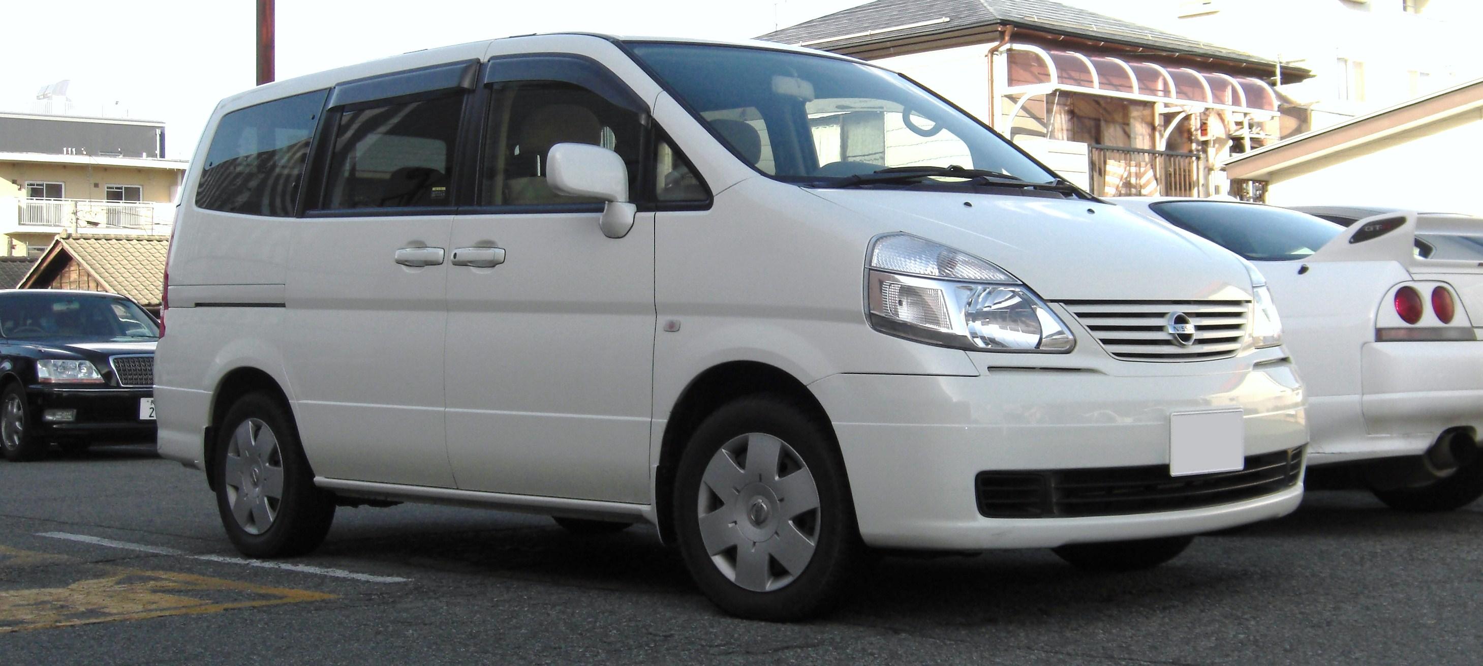 Nissan Serena 2003