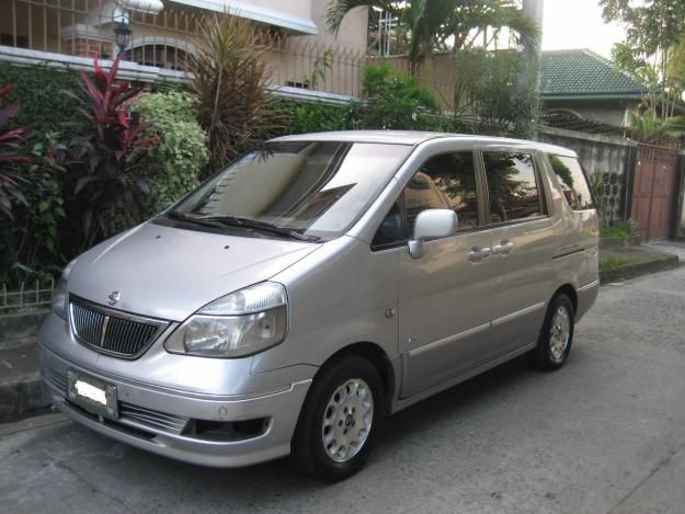 Nissan Serena 2003