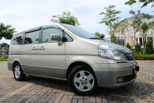 Nissan Serena 2006