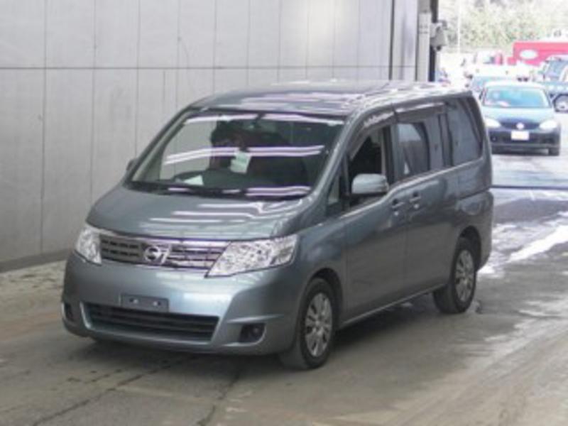 Nissan Serena 2008