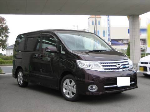 Nissan Serena 2008