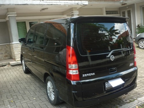 Nissan Serena 2009