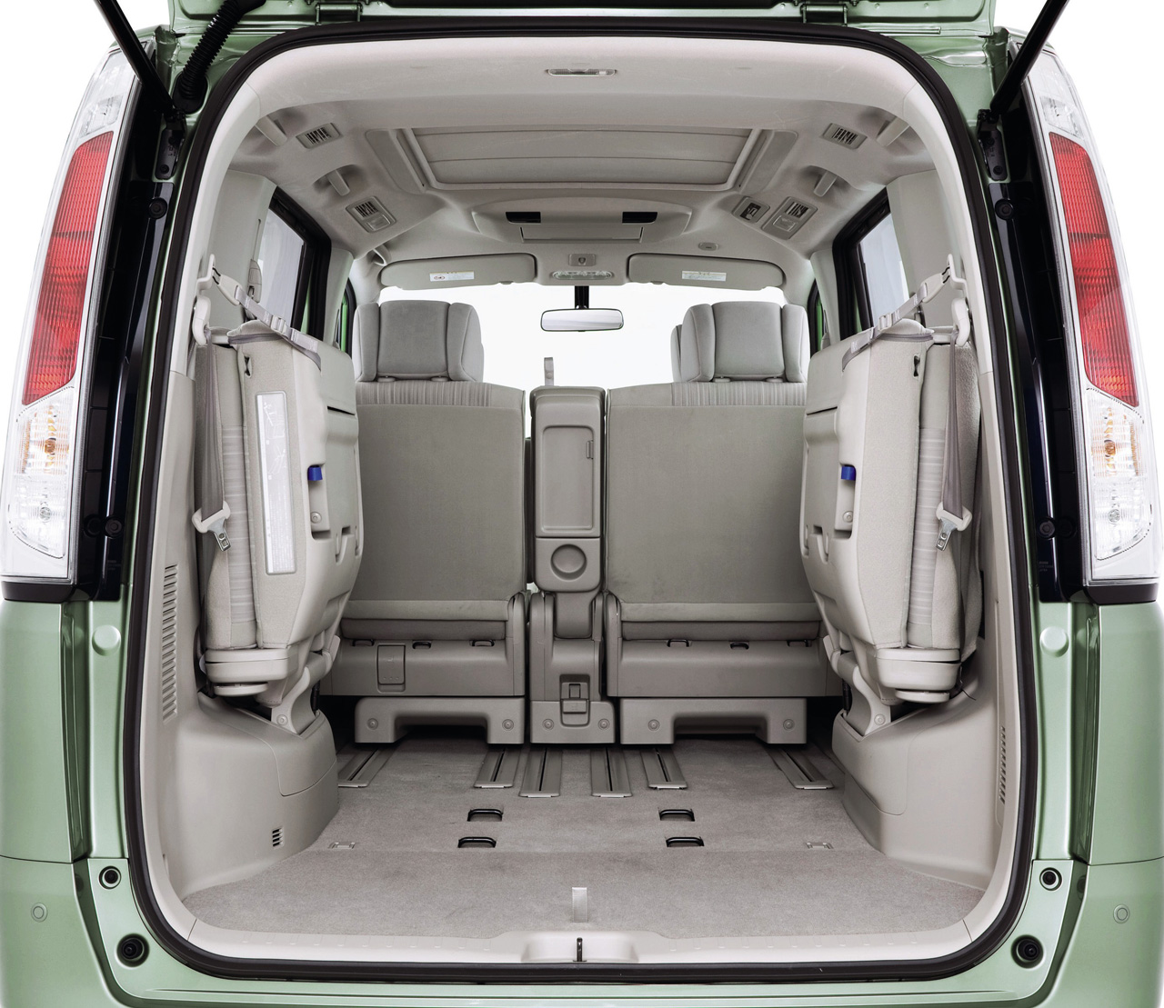 Nissan Serena 2011