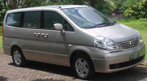 Nissan Serena 2011