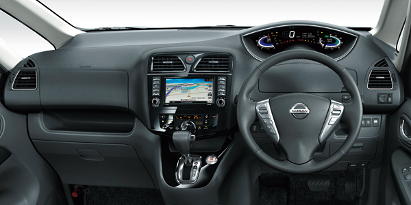 Nissan Serena 2012