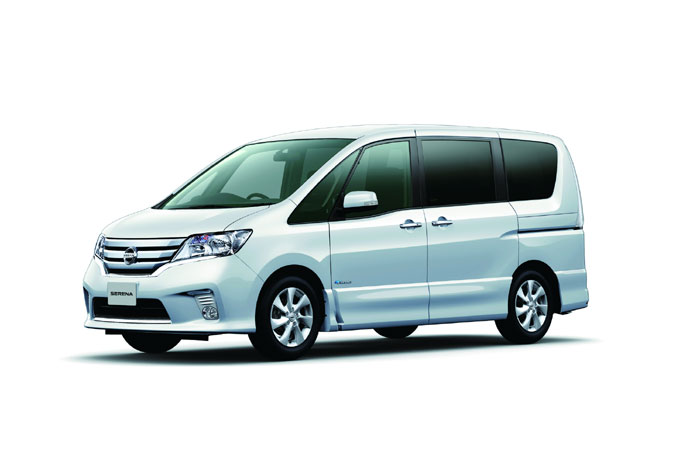 Nissan Serena 2013