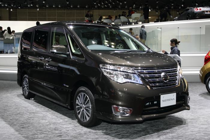 Nissan Serena 2014