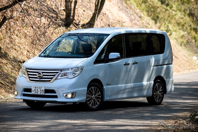 Nissan Serena 2014