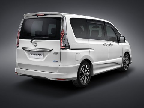 Nissan Serena 2015
