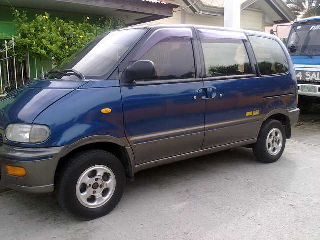 Nissan Serena 4x4