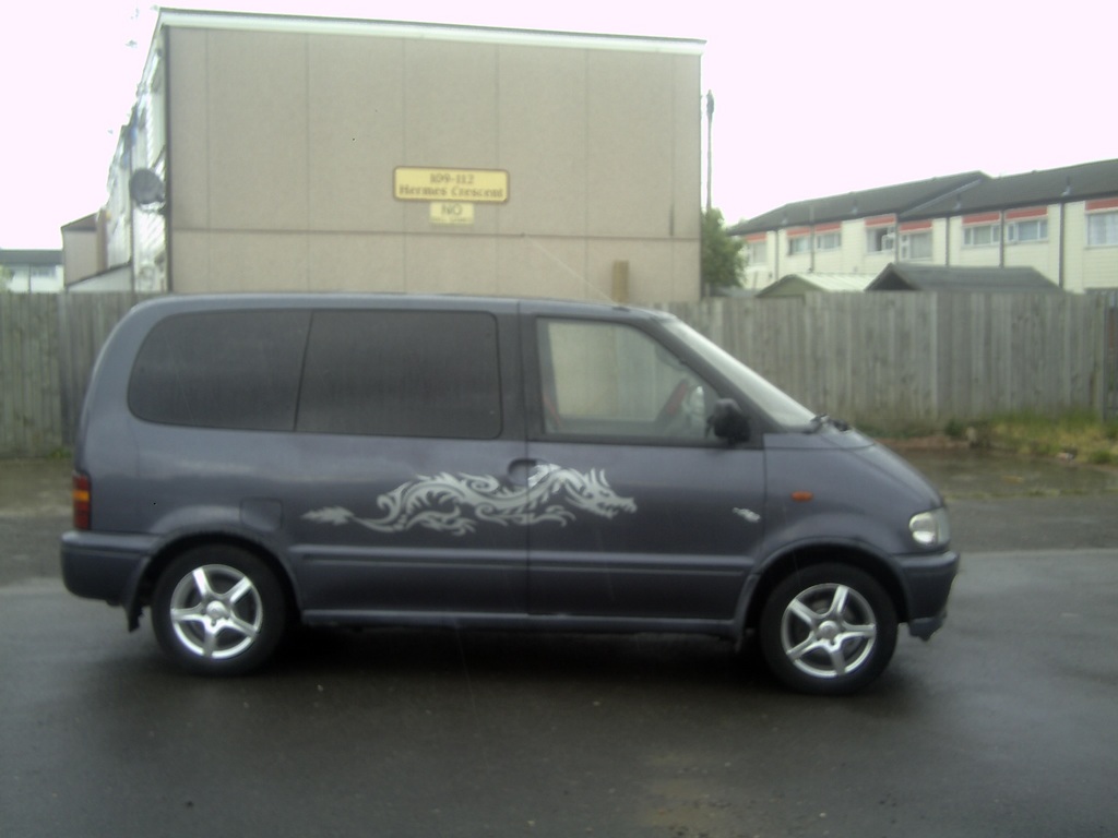 Nissan Serena Custom Nissan Serena Custom