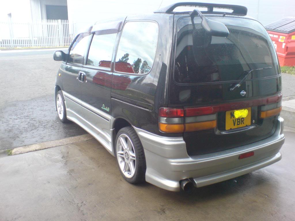 Nissan Serena Fx