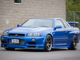 Nissan Skyline 1999