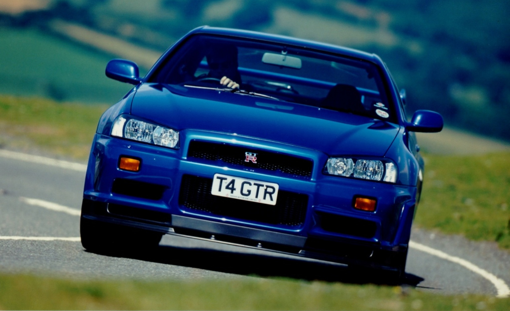 Nissan Skyline 1999