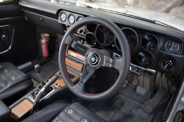 Nissan Skyline 2000