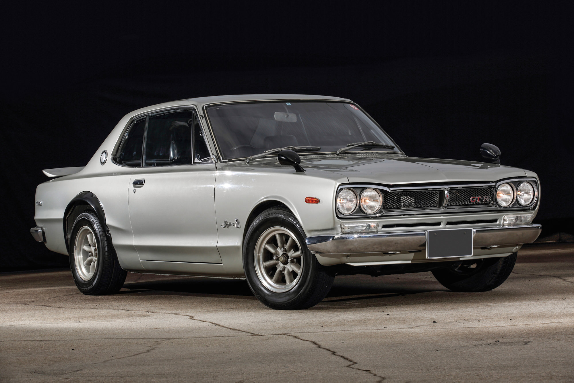 Nissan Skyline 2000