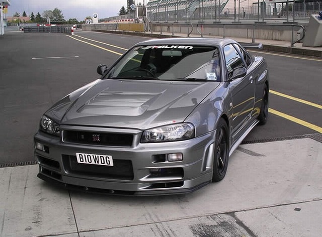 Nissan Skyline 2002