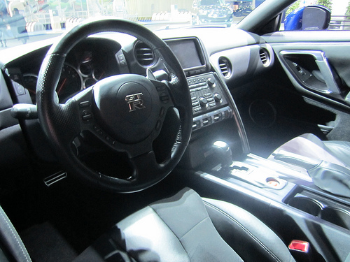 Nissan Skyline 2013