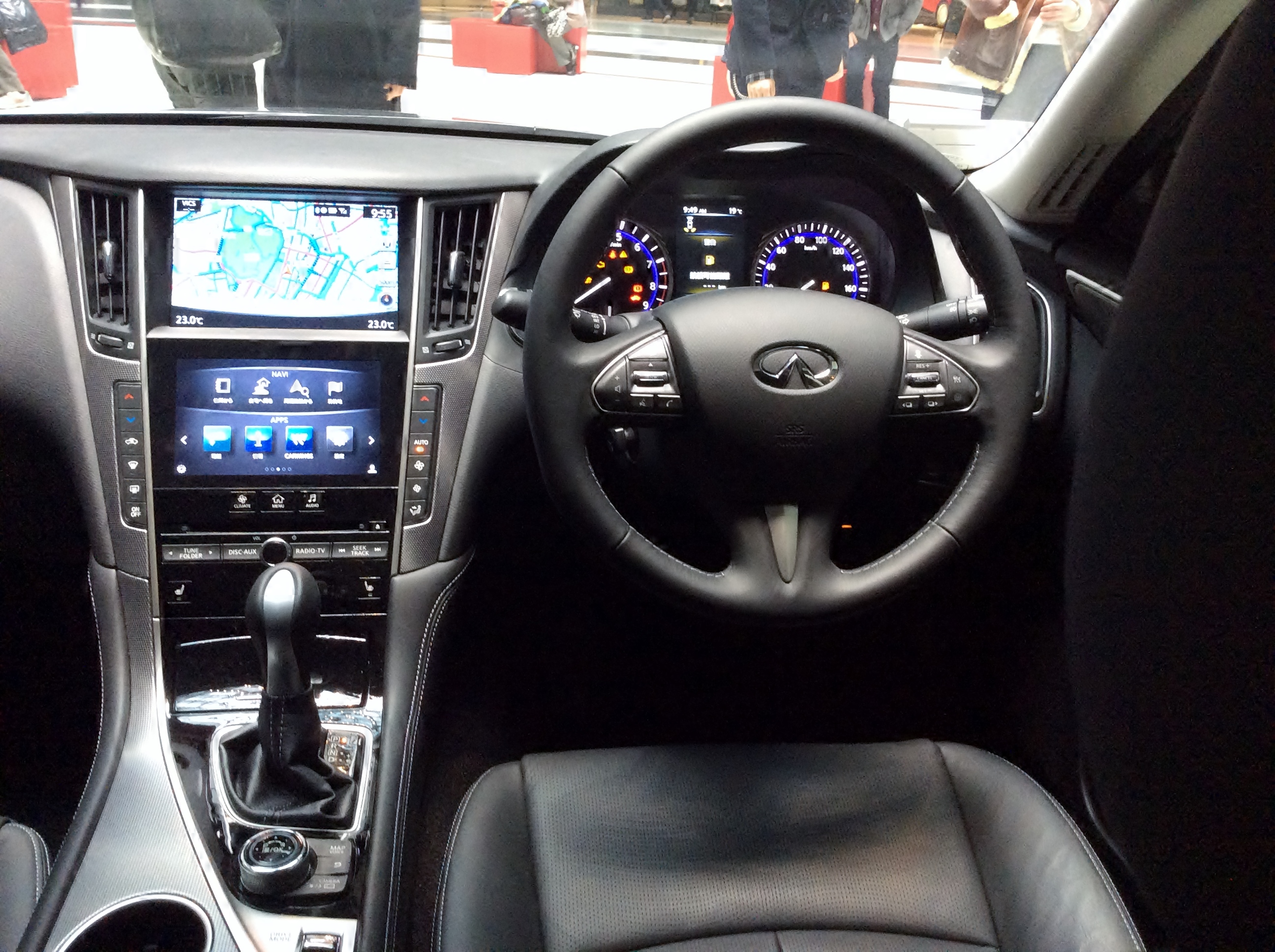 Nissan Skyline 2014