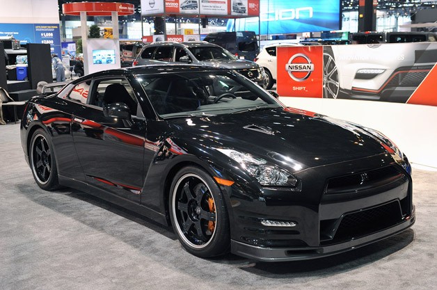 Nissan Skyline 2014