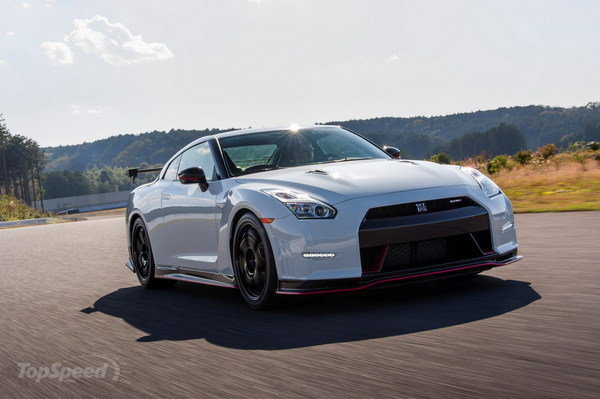 Nissan Skyline 2015