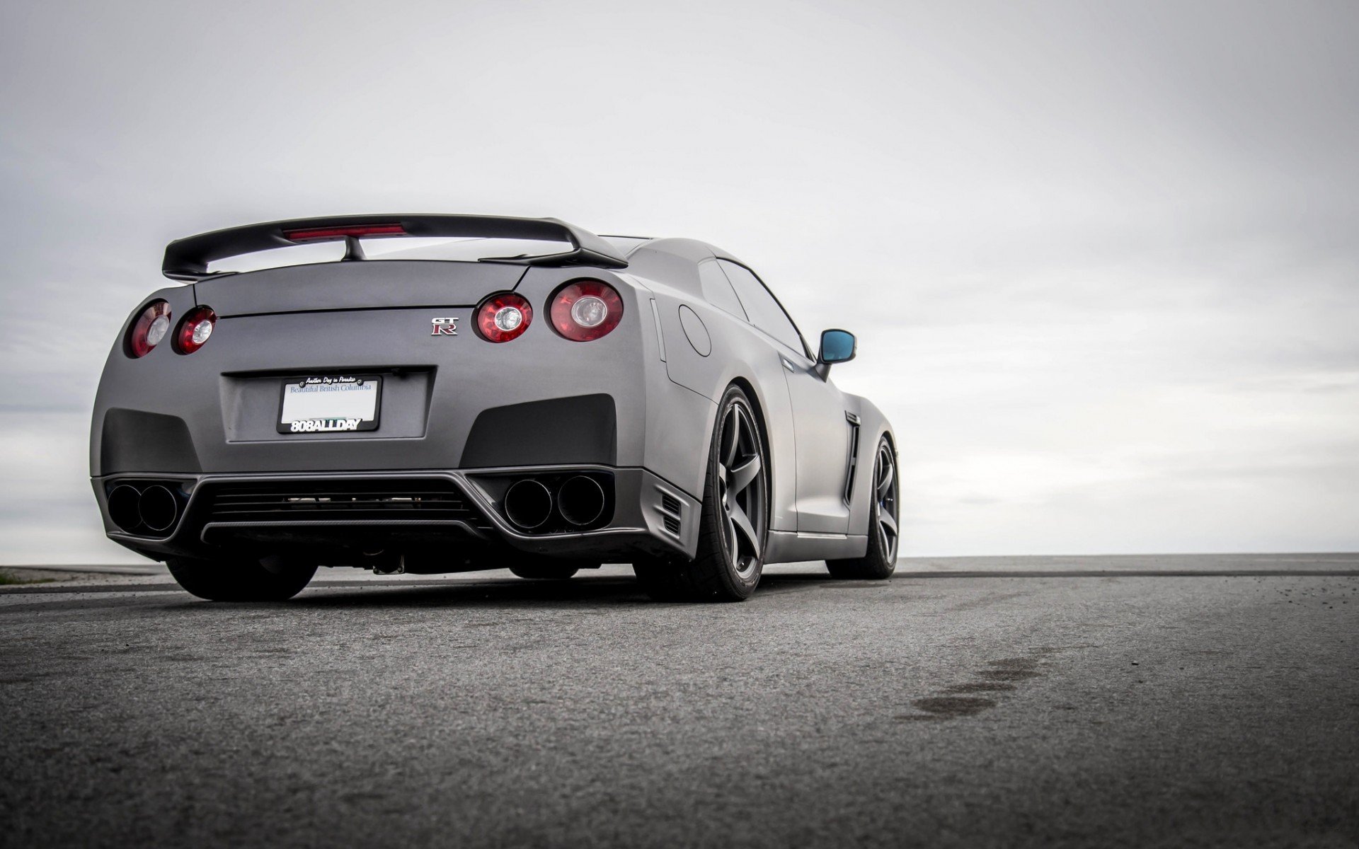 Nissan Skyline 2015