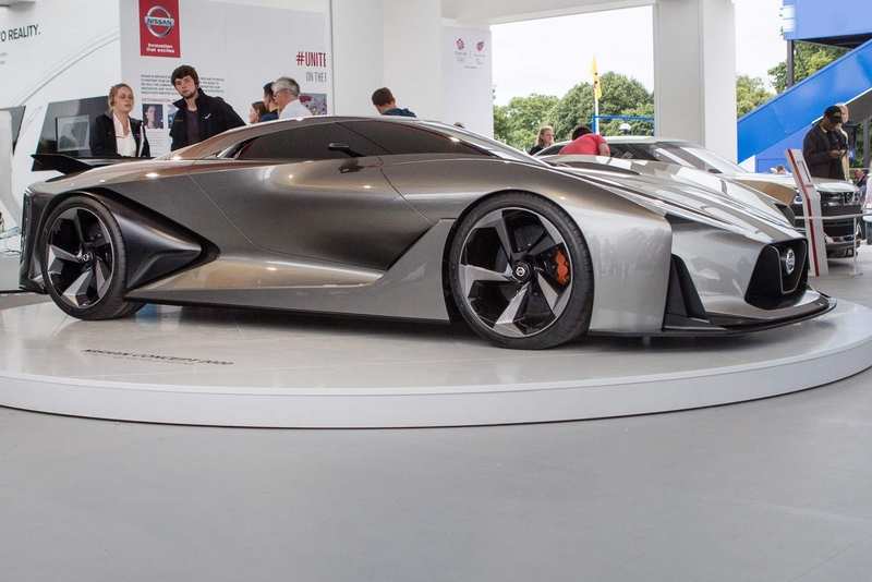 Nissan Skyline 2020
