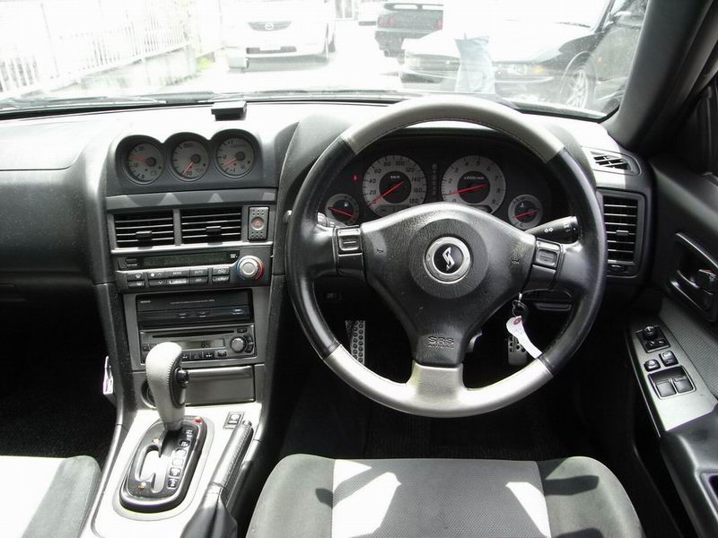 Nissan Skyline 25gt-Turbo