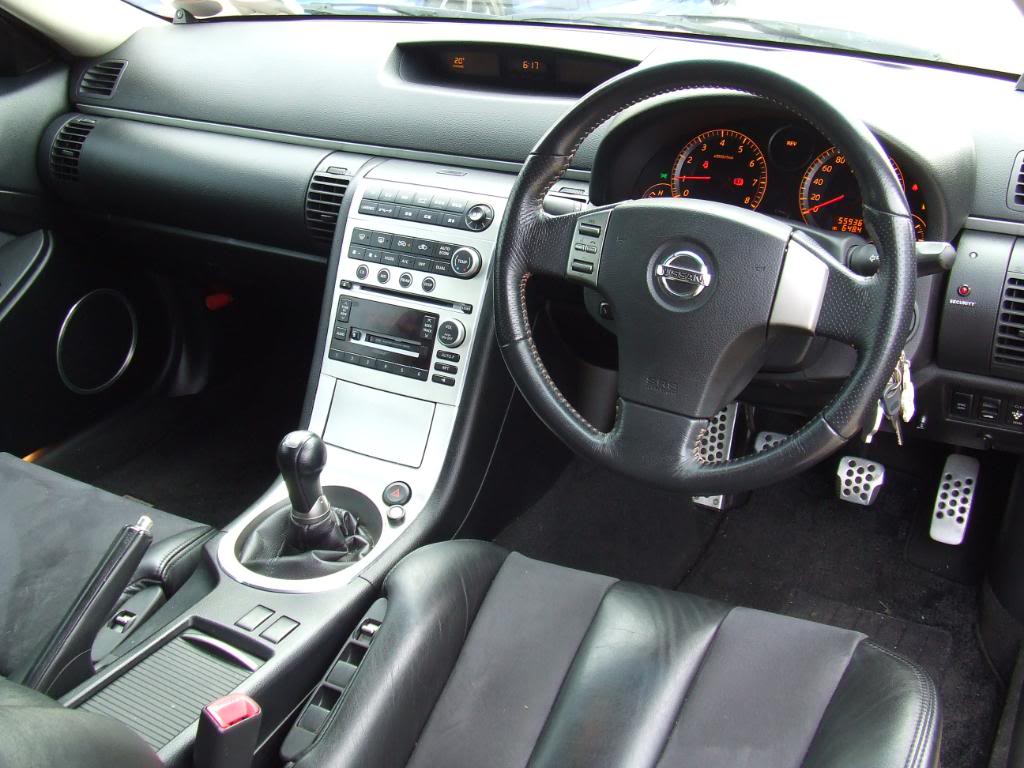 Nissan Skyline 350gt